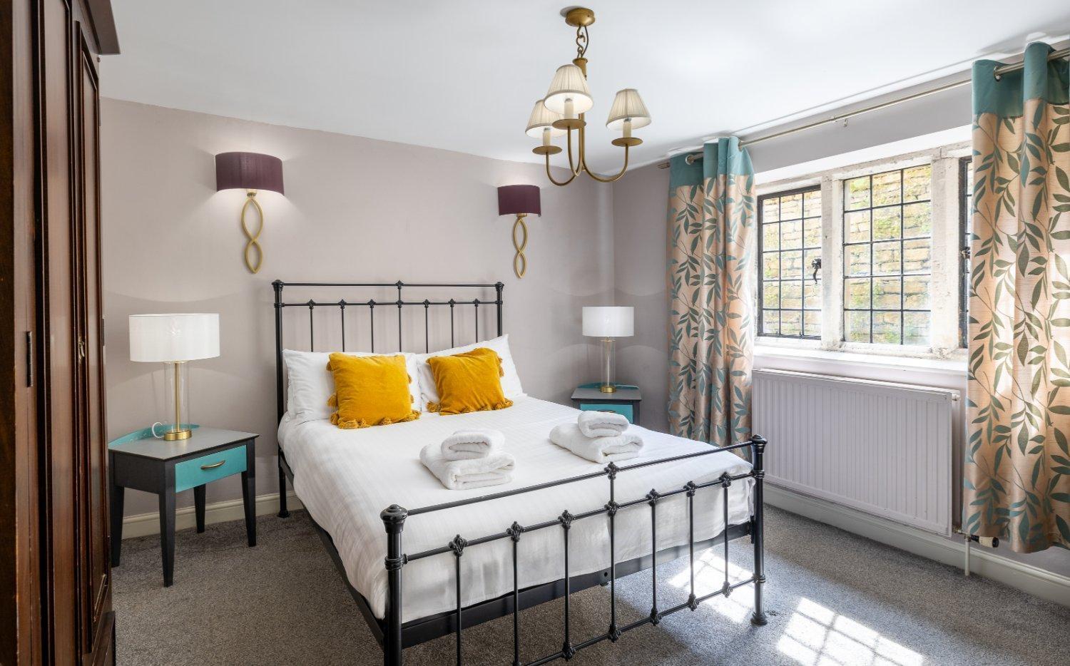 The School Rooms Estate Beautiful, Georgian Apartments With Private Heated Pool And Hot Tub Wifi And Parking Near Bath Box  Εξωτερικό φωτογραφία