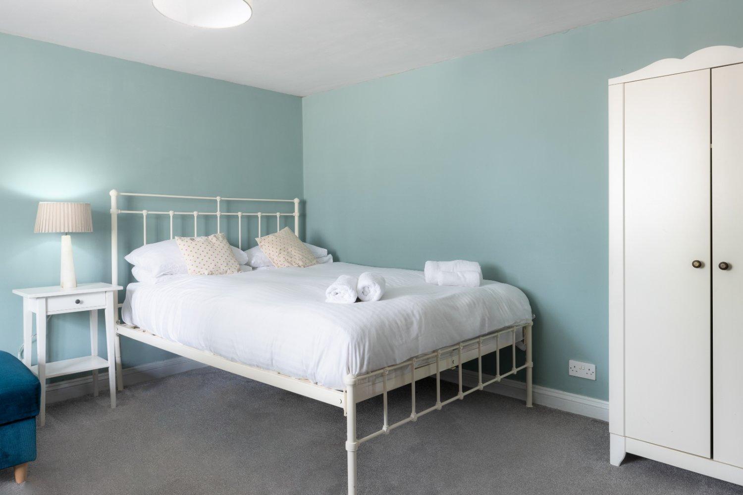 The School Rooms Estate Beautiful, Georgian Apartments With Private Heated Pool And Hot Tub Wifi And Parking Near Bath Box  Εξωτερικό φωτογραφία